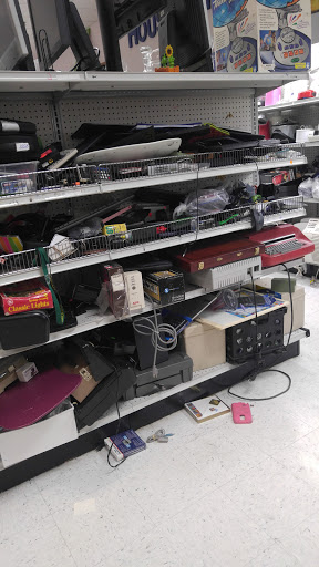 Thrift Store «Goodwill», reviews and photos, 765 East Ave, Chico, CA 95926, USA