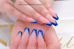 Fancy Nachlie Nails image