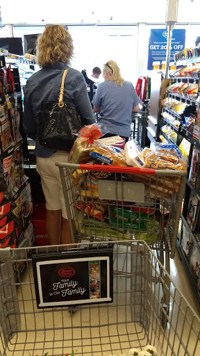 Grocery Store «Jewel-Osco», reviews and photos, 1660 Larkin Ave, Elgin, IL 60120, USA