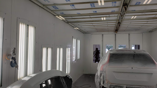 Auto Body Shop «Service King Collision Repair of North Dallas», reviews and photos, 10720 N Central Expy, Dallas, TX 75231, USA