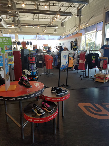 Running Store «Road Runner Sports», reviews and photos, 43 S McClintock Dr, Tempe, AZ 85281, USA