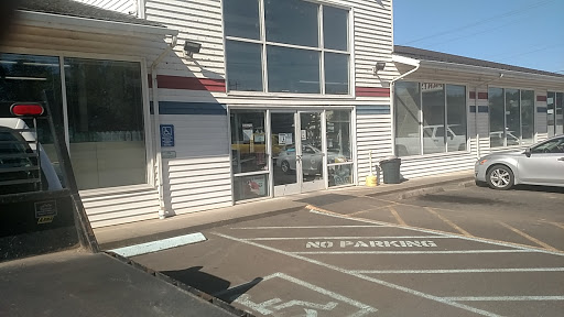 Auto Parts Store «Carquest Auto Parts», reviews and photos, 323 Hatton Ln, Junction City, OR 97448, USA