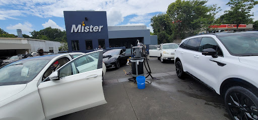 Car Wash «Mister Car Wash», reviews and photos, 2980 Piedmont Rd NE, Atlanta, GA 30305, USA