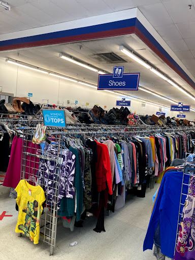Thrift Store «Goodwill Industries of Greater Cleveland & East Central Ohio», reviews and photos, 12650A Rockside Rd, Cleveland, OH 44125, USA