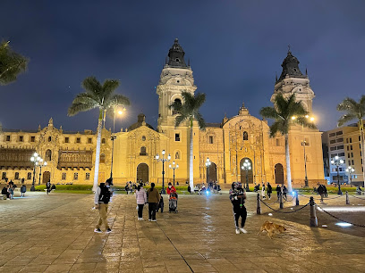 Plaza Mayor de Lima photo