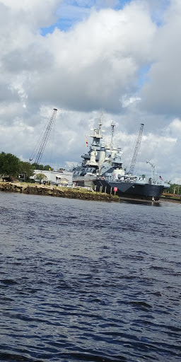 Park «Riverfront Park», reviews and photos, 5 N Water St, Wilmington, NC 28401, USA