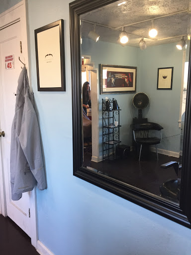 Barber Shop «Broad Ripple Barber Shop», reviews and photos, 6194 Guilford Ave, Indianapolis, IN 46220, USA