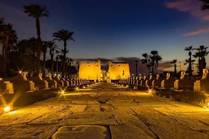 Avenue of Sphinxes image