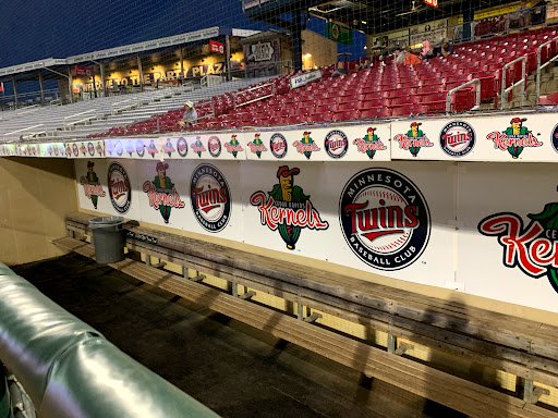 Stadium «Veterans Memorial Stadium», reviews and photos, 950 Rockford Rd SW, Cedar Rapids, IA 52404, USA