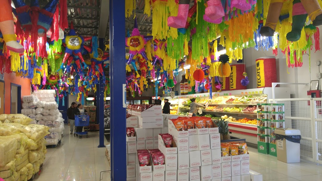 Piñata Party Supplies
