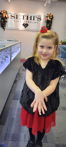 Jewelry Store «Select Jewelers, LLC», reviews and photos, 2221 S Voss Rd, Houston, TX 77057, USA