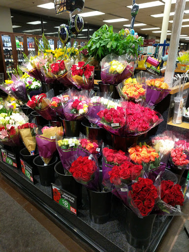 Grocery Store «Quality Food Center», reviews and photos, 17847 1st Avenue South, Normandy Park, WA 98148, USA