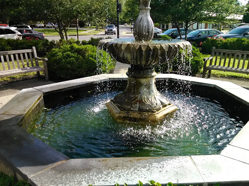 Movie Theater «Mariemont Theatre», reviews and photos, 6906 Wooster Pike, Cincinnati, OH 45227, USA