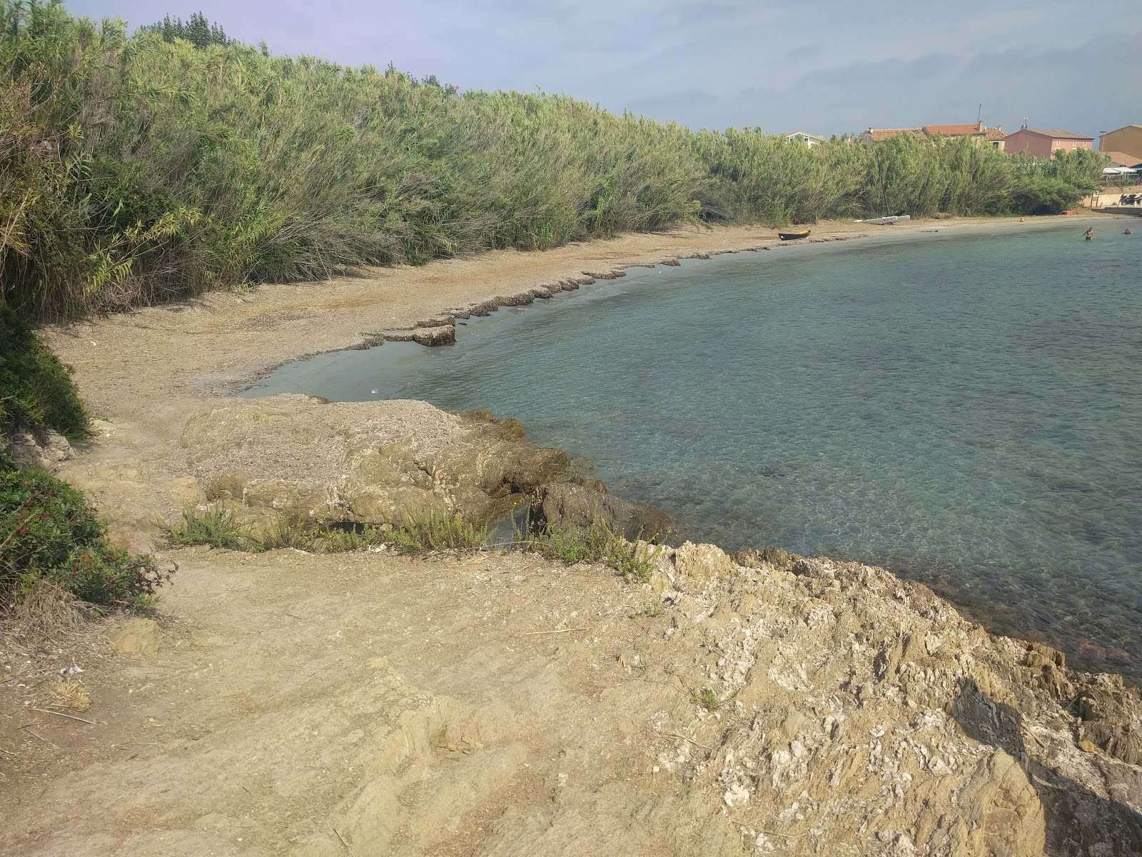 Zdjęcie Plage de la Tour Fondue z powierzchnią brązowy piasek