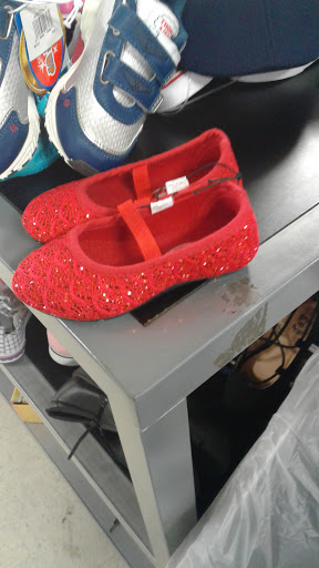 Clothing Store «Forman Mills», reviews and photos, 4411 N Market St, Wilmington, DE 19802, USA