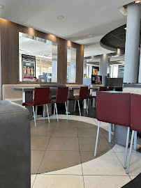 Atmosphère du Restauration rapide McDonald's à Le Vigen - n°16