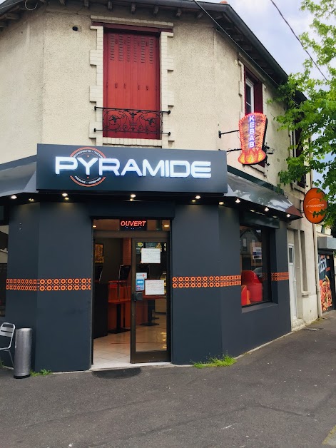 PYRAMIDE à Sevran