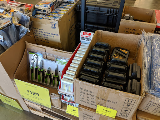 Hardware Store «Harbor Freight Tools», reviews and photos, 6508 Skillman St, Dallas, TX 75231, USA