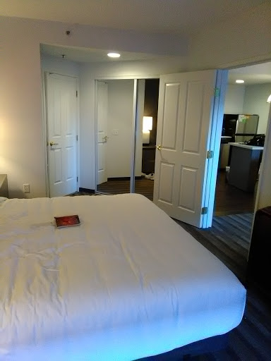 Hyatt House EmeryvilleSan Francisco Bay Area image