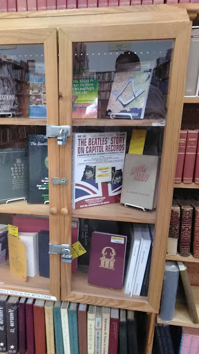 Book Store «Half Price Books», reviews and photos, 770 E Road to Six Flags St, Arlington, TX 76011, USA