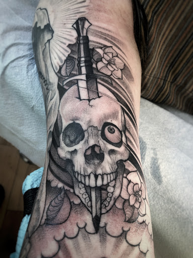 Explore great lakes tattoo ideas, creative tattoo ideas in Magnolia, available at Mr. Grays Tattoo Studio