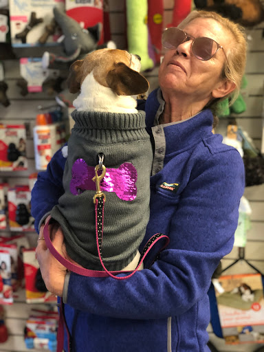 Pet Supply Store «Sonoma Pet and Aquatics», reviews and photos, 201 W Napa St #7, Sonoma, CA 95476, USA