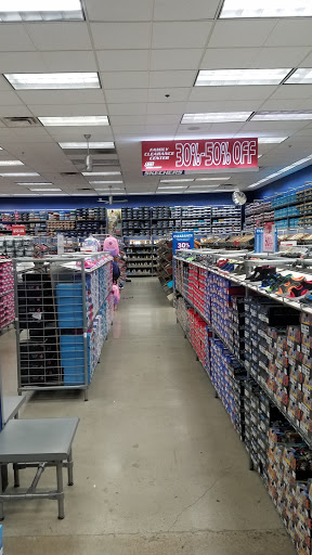 Shoe Store «SKECHERS Factory Outlet», reviews and photos, 1304 S Harbor Blvd, Fullerton, CA 92832, USA