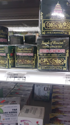 Asian Grocery Store «V-Mart international market», reviews and photos, 176 Narragansett Ave, Providence, RI 02907, USA