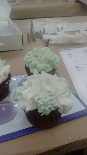 Shopping Mall «Townline Square Shopping Center», reviews and photos, 533 S Broad St, Meriden, CT 06450, USA