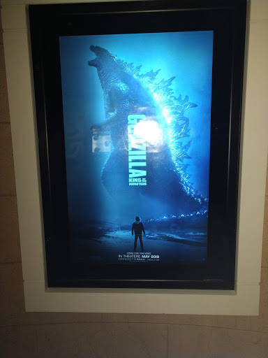 Movie Theater «Regal Cinemas Harbour View Grande 16», reviews and photos, 5860 Harbour View Blvd, Suffolk, VA 23435, USA