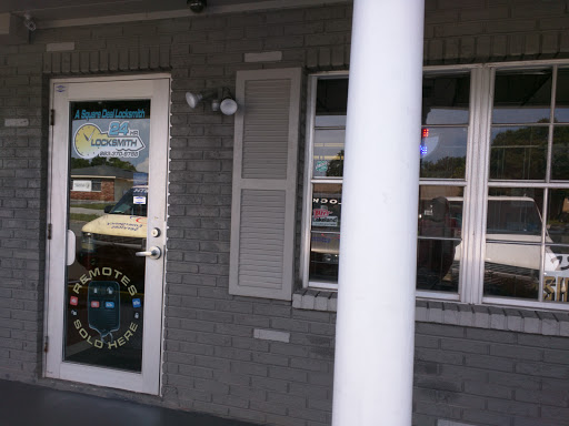 Locksmith «A Square Deal Locksmith», reviews and photos, 1421 Commercial Park Dr #3, Lakeland, FL 33801, USA