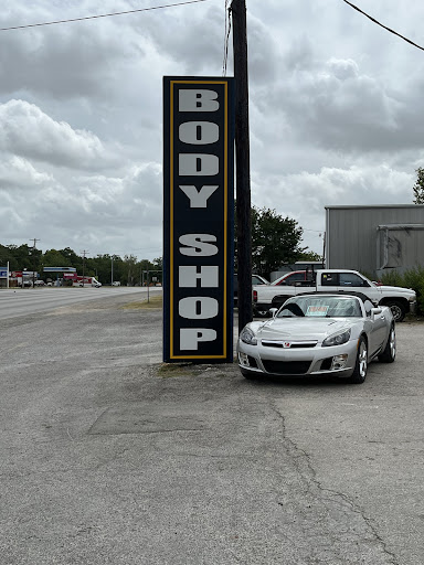 Salvage Yard «Shanafelt Auto Company Inc», reviews and photos, 955 W Kingsbury St, Seguin, TX 78155, USA