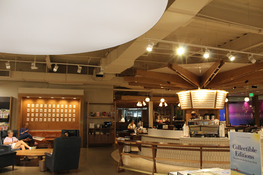 Book Store «Barnes & Noble», reviews and photos, 3230 Galleria, Edina, MN 55435, USA