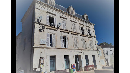 Banque Crédit Agricole Charente Périgord Mareuil en Périgord