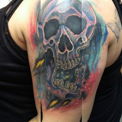 Tattoo Shop «Illustrator Tattoos», reviews and photos, 38505 Chestnut Ridge Rd, Elyria, OH 44035, USA