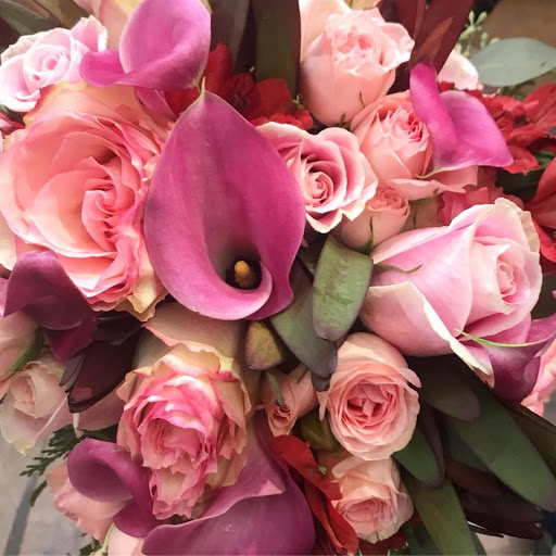 Florist «City Line Florist», reviews and photos, 2978 Nichols Ave, Trumbull, CT 06611, USA