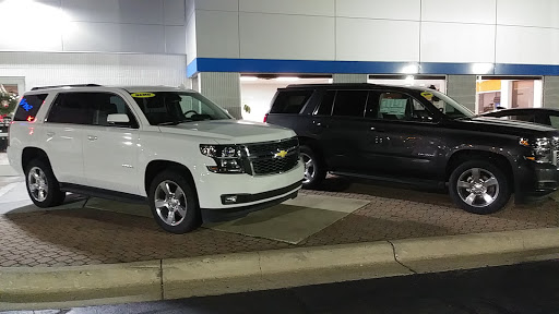 Chevrolet Dealer «Graff Chevrolet Okemos», reviews and photos, 1748 W Grand River Ave, Okemos, MI 48864, USA