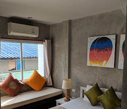 Ban's Avenue Guesthouse photo