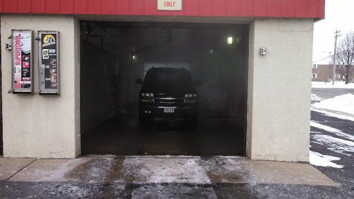Blue Dolphin Car Wash Technology en De Pere