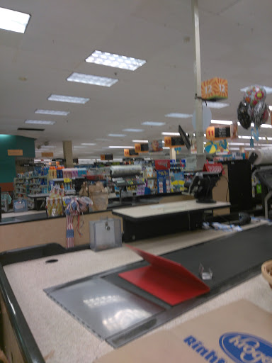 Grocery Store «Kroger», reviews and photos, 3838 Richfield Rd, Flint, MI 48506, USA