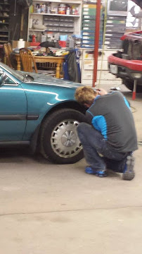 P & L Auto Body Inc