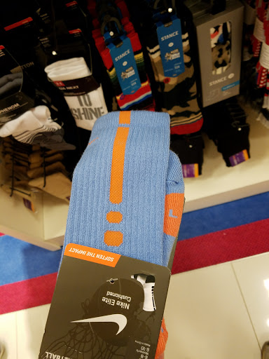 Department Store «Von Maur», reviews and photos, 2 Fountain Grass Dr, Lake St Louis, MO 63367, USA