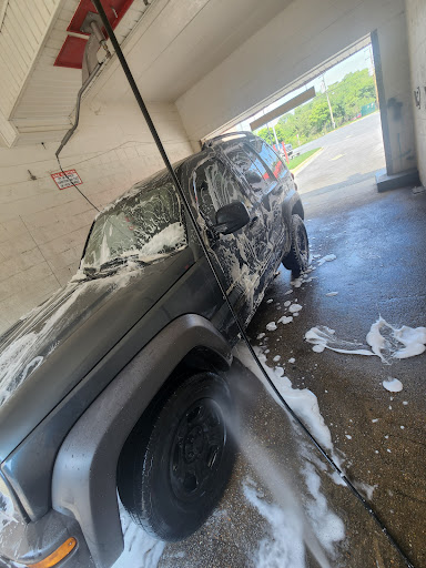 Larchmont Car Wash en Capitol Heights