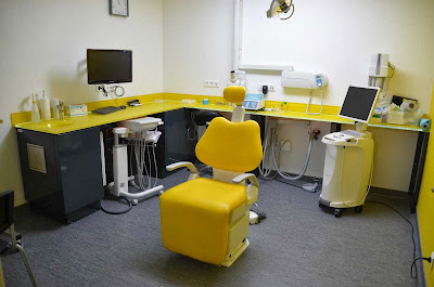 Dr EXTIER Lucie - CHIRURGIEN DENTISTE et IMPLANTOLOGIE à Saint-Maur-des-Fossés