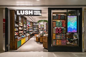 Lush Fresh Handmade Cosmetic (Tuen Mun Town Plaza) image