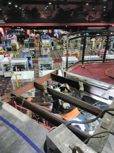 Video Arcade «Round 1», reviews and photos