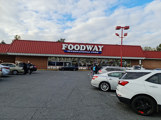 Shopping Mall «Carrollton Shopping Center», reviews and photos, 8474 Annapolis Rd, New Carrollton, MD 20784, USA