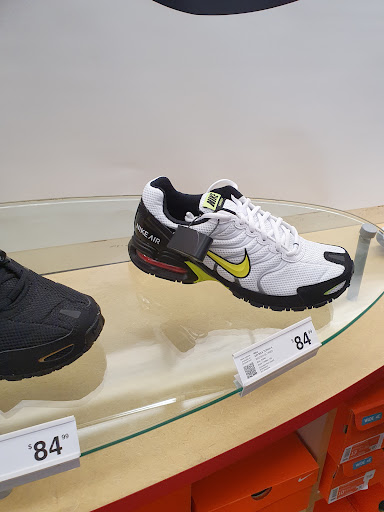 Clothing Store «Ross Dress for Less», reviews and photos, 2520 Sand Creek Rd, Brentwood, CA 94513, USA