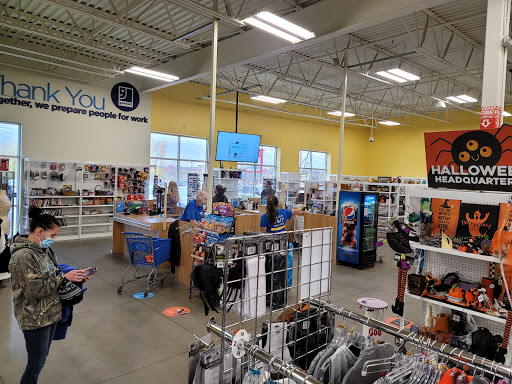 Thrift Store «Goodwill - Shakopee», reviews and photos, 4450 12th Ave E, Shakopee, MN 55379, USA