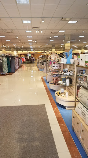 Department Store «Von Maur», reviews and photos, 1530 Polaris Pkwy, Columbus, OH 43240, USA